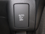 オートリトラミラーなら、ドアロック時に自動でミラーが格納。駐車時のミラー破損を防ぎ、スマートで便利なカーライフを実現します!
