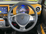 【ステアリングスイッチ】運転中、前方から目線をそらすことなく、オーディオ等の操作が可能な便利機能!安心&快適なドライブを演出してくれます♪