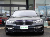 BMW在庫保有台数常時100台以上!ご来店の際はBMW本店(厚木市下荻野140-1)にご来店ください!弊社自慢の全天候型ショールーム!BMW在庫保有台数常時100台以上ございます!