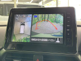 【アラウンドビューモニター】専用のカメラにより、上から見下ろしたような視点で360度クルマの周囲を確認することができます☆死角部分も確認しやすく、狭い場所での切り返しや駐車もスムーズに行えます。