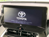 【12.3インチワイドナビ】高級感とインパクトのある大型ワイドナビを装備。各種オーディオ操作はもちろん、横長ワイド画面でのマップ2分割表示など、利便性も高いナビです♪