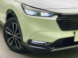 【シーケンシャルターンランプ付きLEDヘッドライト】人気の『流れるウィンカー』付きのLEDヘッドライトを装備♪高級感はもちろん、点灯時は存在感たっぷりで他車からも認識されやすく安心です。