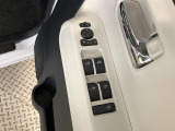 【オプション多数】大好評ボディーへのガラスコーティング施工承ります☆ご納車でキレイなのは当たり前♪その後のお手入れは水洗いでOK!いかに良い状態を保つかがカギ☆純正や社外パーツ等も取り寄せ・取付可能☆