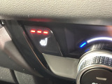 フロント両席にはシートヒーターが付いています!寒い日に便利な装備ですね。