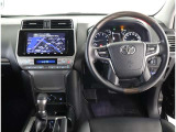 見通しのよいすっきりとした視界で、誰でも運転しやすいです。運転のしやすさは疲れにくさにも繋がりますよ♪