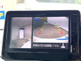 【アラウンドビューモニター】専用のカメラにより、上から見下ろしたような視点で360度クルマの周囲を確認することができます☆死角部分も確認しやすく、狭い場所での切り返しや駐車もスムーズに行えます。
