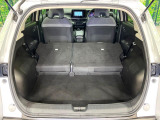 普段のお買い物や通勤、送迎等に十分な荷室スペースを確保しております。セカンドシートを倒すと、大きな荷物の積載も可能です♪