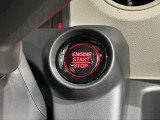 ワンプッシュでエンジンのスタート、ストップが出来て便利です。