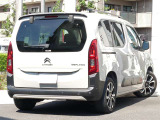 ご遠方のお客様への販売実績も積重ねて参りました。一度も現車をご覧いただけなくても安心してご検討頂けるために、『テレビ電話』でのご対応や内装画像を添付など実施しております。