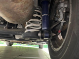 お車を安心してお乗りいただく為には、足回りの定期点検が欠かせません。サービスサポート(有償保証)では無料点検もご提供しており、安心のカーライフをお過ごしいただけるサポート体制が整っています。