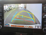 バックガイドモニターで、後方を確認しながら安心して駐車することができます。運転初心者も熟練者も必須の機能ですよ!