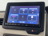 【オーディオソース】フルセグTV、CD/DVD再生、USB接続Bluetooth接続など多彩な機能でドライブが楽しめます。