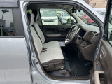 1列目シートです。足元までゆったりとご乗車頂けます!!