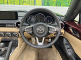 【純正革巻きステアリング】上質な革を使用することで、手にしっかり馴染みとても運転しやすいハンドルです♪
