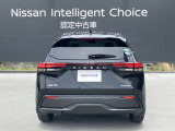 バックビュー。リヤ周りの安全を確保するソナーとカメラを装備。後部座席はプライバシーガラスとなっています。