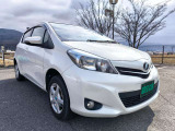 ヴィッツ 1.3 F シエル 4WD 