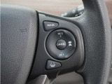 ◆アダプティブクルーズコントロール◆予め設定した車速内でクルマが自動的に加減速。前走車との適切な車間距離を維持しながら追従走行します。【LKAS】車線維持支援システムでステアリング操作を支援。
