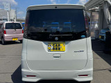 車両入庫時には外装磨きと内装クリーニングを実施しております。納車前にも実施いたしますので、綺麗に快適にお乗りいただけます。