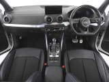 Audiのインテリアはエクステリア同様、優れたデザイン性とクオリティ、そして機能性を兼ね備えております。