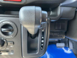 CVT(無段階変速)を搭載。変速ショックが無く加速がとってもスムーズです!エンジン負荷を抑えて、低燃費を実現しています◎