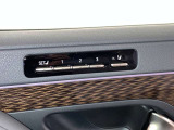 運転の操作性、快適性など全てはシートポジションから始まります。ドライバーごとの好みのポジションを記憶できるシートメモリーは、欠かせない機能です。
