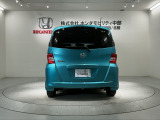 当社の車両には『安心して車選びをしていただくために』お支払い総額を表示しております。税金、自賠責保険料、登録費用、リサイクル料金が含まれており、県内登録及び届出で店頭納車の場合になります。