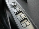 パワ-ウィンドー(運転席自動反転機構およびワンタッチ&タイマー付き) 電動格納式ドアミラー