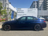 【拘りのFR】BMWが多く採用するFR車。ダイレクトでスポーティな加速感・シャープなハンドリングを実現。縦置きエンジンレイアウトにより、フラットで上質な乗り味です。