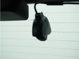 ◆リアにもドライブレコーダーを装備しております◆映像・音声などを記録する自動車用の装置です。もしもの事故の際の記録はもちろん、旅行の際の思い出としてドライブの映像を楽しむことができます。