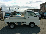 4WD、5速MT、エアコン、パワステ!ご来店の際は、在庫確認の上お越しくださいますようお願いします。
