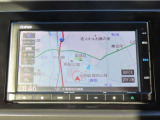 【 ホンダ純正ギャザズ・VXM-215Ci 】ホンダ純正の9インチメモリーナビが装備されています。