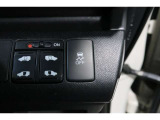 【横滑り防止装置】ドライバーの安全運転をアシストしてくれる装備が充実しています☆ドライバーの不安を安心へと変えてくれますね。