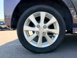 気になるお車がありましたら右の電話番号から直接お店にお問い合わせください。支払方法から車両情報、状態までなんでもご説明させて頂きます。スタッフ一同ご連絡お待ちしております。