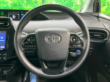 【純正革巻きステアリング】上質な革を使用することで、手にしっかり馴染みとても運転しやすいハンドルです♪