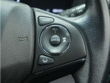 ◆アダプティブクルーズコントロール◆予め設定した車速内でクルマが自動的に加減速。前走車との適切な車間距離を維持しながら追従走行します。【LKAS】車線維持支援システムでステアリング操作を支援。