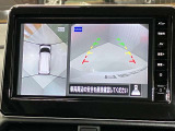 【アラウンドビューモニター】車を上から見下ろしているかのような映像で周囲の状況がひと目で確認、狭い駐車場に駐車するときも安心です♪