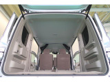 ご納車前にはプロの整備士が点検を行い、交換の必要がある部品は交換してからご納車いたします。また、その後の点検・整備・車検等も当社にお任せください。