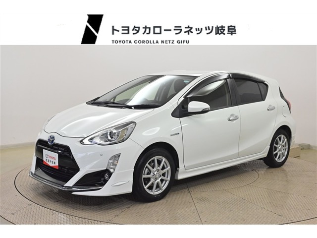 アクア 1.5 S スタイルブラック 