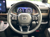 【純正革巻きステアリング】上質な革を使用することで、手にしっかり馴染みとても運転しやすいハンドルです♪