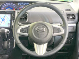 【ステアリングスイッチ】運転中、前方から目線をそらすことなく、オーディオ等の操作が可能な便利機能!安心&快適なドライブを演出してくれます♪