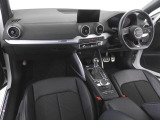 Audiのインテリアはエクステリア同様、優れたデザイン性とクオリティ、そして機能性を兼ね備えております。