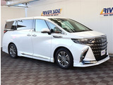 【車屋】として、長く車業界に従事した経験豊富なスタッフが在籍しております。