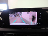 認定資格を持つアウディメカニック。正規ディーラーのメカニックは、全員が様々なテクニカルトレーニングを習得。あなたのアウディを、常にベストなコンディションに保ちます。