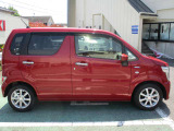 アリーナ佐倉王子台では営業スタッフ全員が中古車査定士で下取査定も行っております。お気軽にご相談下さい♪