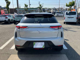 コーナーセンサー付きですので駐車も安心です。