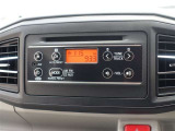 ラジオ・CDチューナーを装備しております!お運転中も退屈しないですね(^^♪