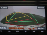 バックガイドモニターで、後方を確認しながら安心して駐車することが出来ます。運転初心者も熟練者も必須の機能ですよ!