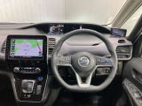 全方位で視界が広い。気持ちがよくて、運転もしやすい。1列目から3列目まで、すべての席がゆったりと座れるスペシャルシートです♪