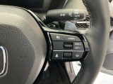 【アダプティブ・クルーズ・コントロール】予め設定した車速内でクルマが自動的に加減速。 前走車との適切な車間距離を維持しながら追従走行し、高速道路でのドライバーの疲労を軽減してくれる嬉しい機能付♪