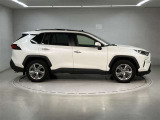 「こんな車屋さんがあるんだ!」、「おもしろい!」と感じていただけましたら、私どもも大変うれしく思います。ご来店のご感想、お待ちしております。